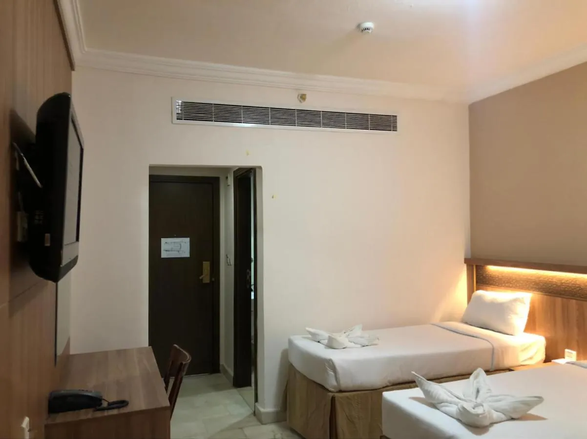 مكة فندق حسين بياري 3*,